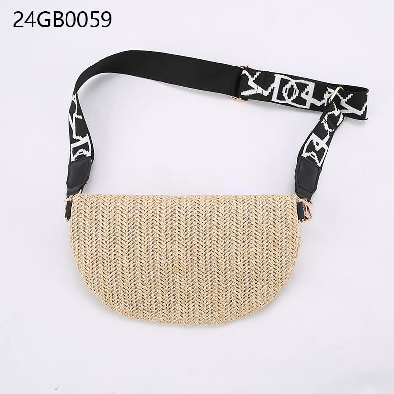 Designer women&#x27;s summer fashion fanny pack beige straw woven waist bag with zipper closure cross-body bag and chest pouch