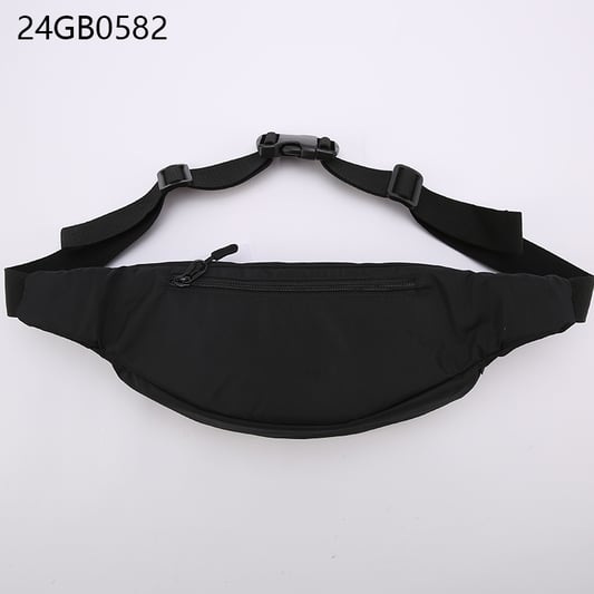 Men&#x27;s waist bag with black buckle